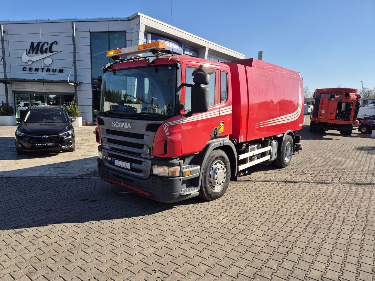 Scania P230 4X2 / Sweeper / Johnston VX800 / Sprayer / LOW Mileage / Scania P230 4X2 / Sweeper / Johnston VX800 / Sprayer / LOW Mileage / - Varredora urbana: foto 1 Scania P230 4X2 / Sweeper / Johnston VX800 / Sprayer / LOW Mileage / Scania P230 4X2 / Sweeper / Johnston VX800 / Sprayer / LOW Mileage / - Varredora urbana: foto 1