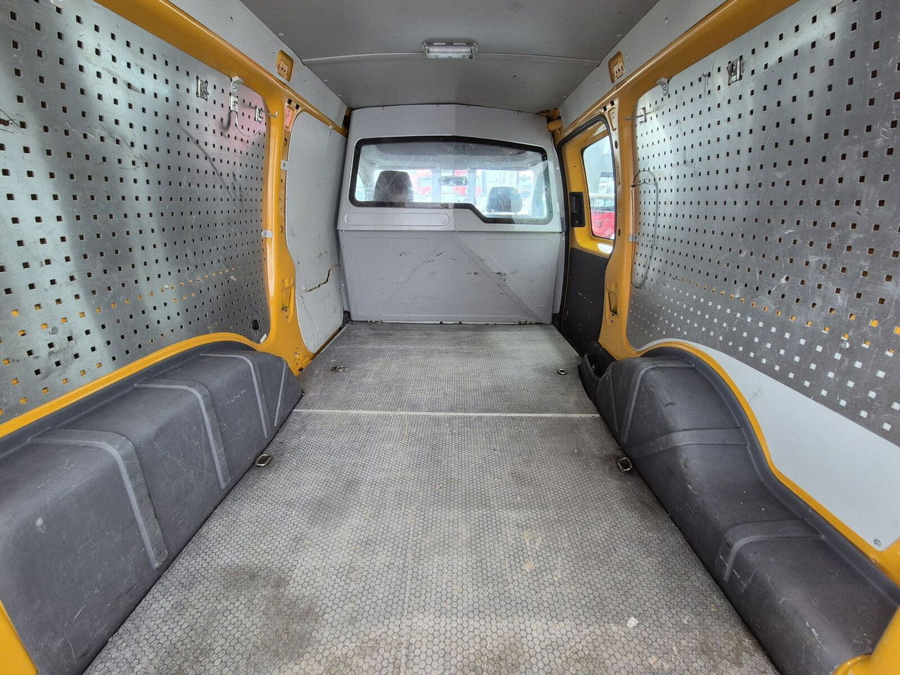 Furgão compacto Volkswagen Caddy 2.0 TDi Maxi / 4Motion 4X4 / 1 Owner / Serviced: foto 23