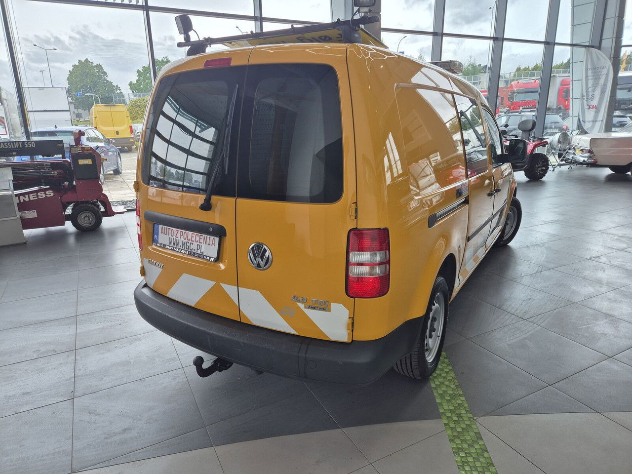 Furgão compacto Volkswagen Caddy 2.0 TDi Maxi / 4Motion 4X4 / 1 Owner / Serviced: foto 10