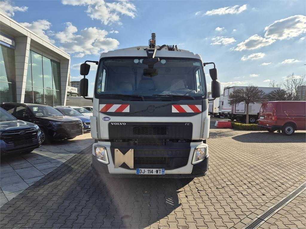 Volvo FE 280 / 13M3 / GEESINKNORBA / EURO 6 / 3 SEATS - Caminhão de lixo: foto 3 Volvo FE 280 / 13M3 / GEESINKNORBA / EURO 6 / 3 SEATS - Caminhão de lixo: foto 3