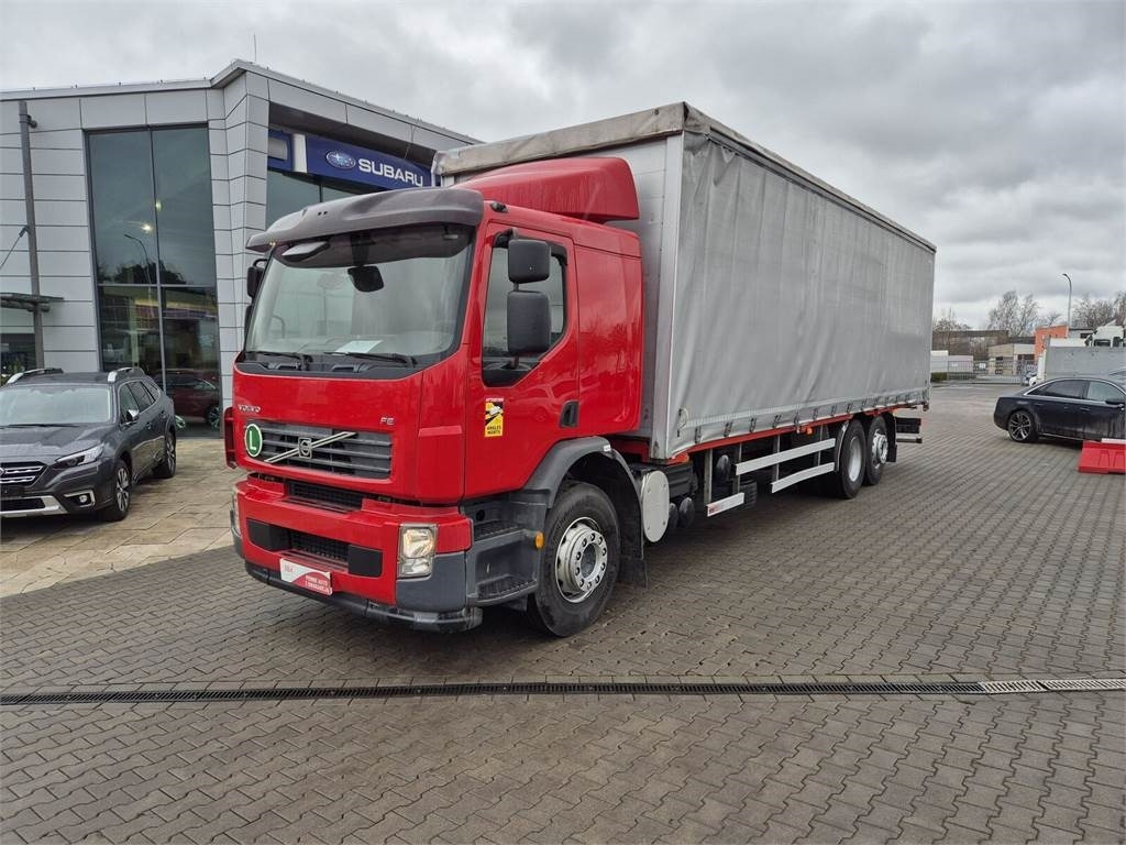 Volvo FE 320 62R / SERVICED / 22 EP / EURO 4 - Caminhão com lona: foto 1 Volvo FE 320 62R / SERVICED / 22 EP / EURO 4 - Caminhão com lona: foto 1