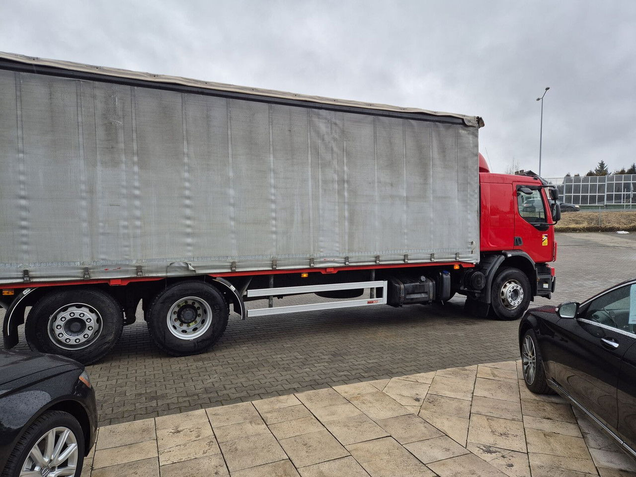 Volvo FE 320 62R / Serviced / 22 EP / Euro 4 - Caminhão com lona: foto 5 Volvo FE 320 62R / Serviced / 22 EP / Euro 4 - Caminhão com lona: foto 5