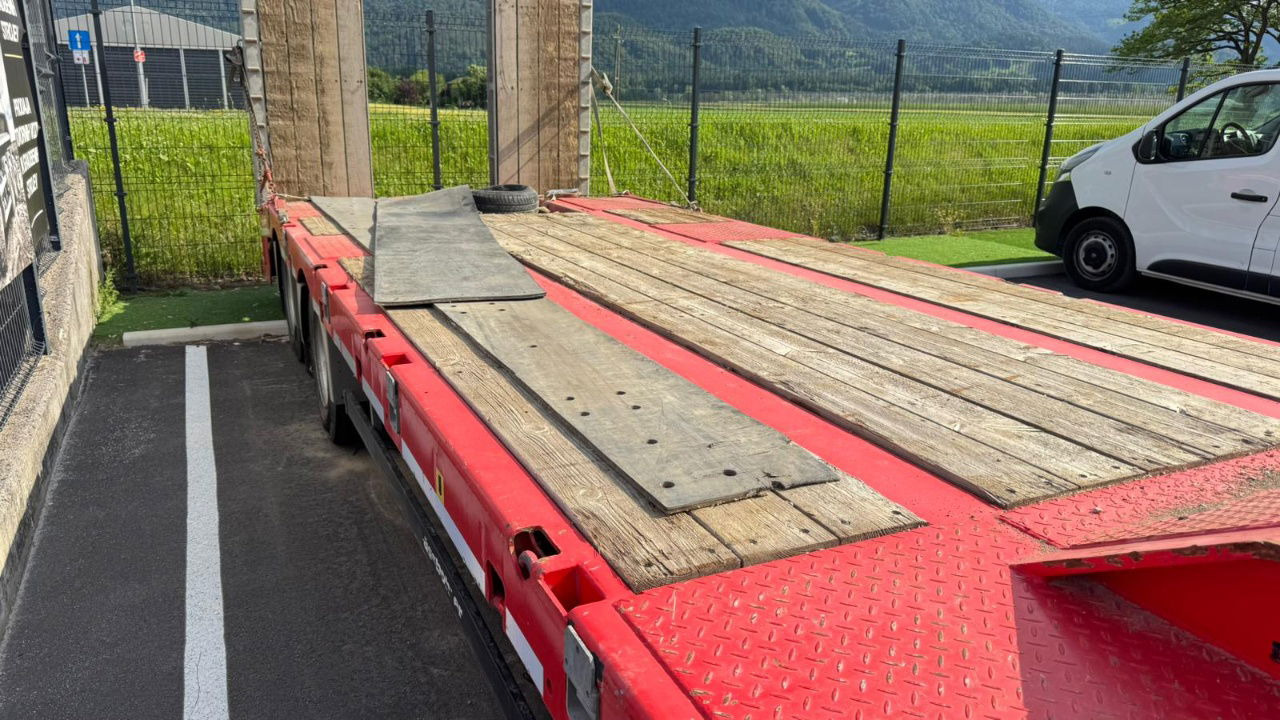 Diversen SM4 Lowdeck 4-Axle Trailer - air suspension - Reboque baixa: foto 4 Diversen SM4 Lowdeck 4-Axle Trailer - air suspension - Reboque baixa: foto 4