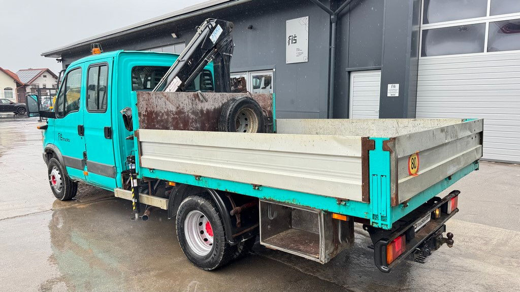 Iveco Daily 65 C15 stake body - Hiab 045-3 - 7.5M - Furgão caixa aberta: foto 5 Iveco Daily 65 C15 stake body - Hiab 045-3 - 7.5M - Furgão caixa aberta: foto 5