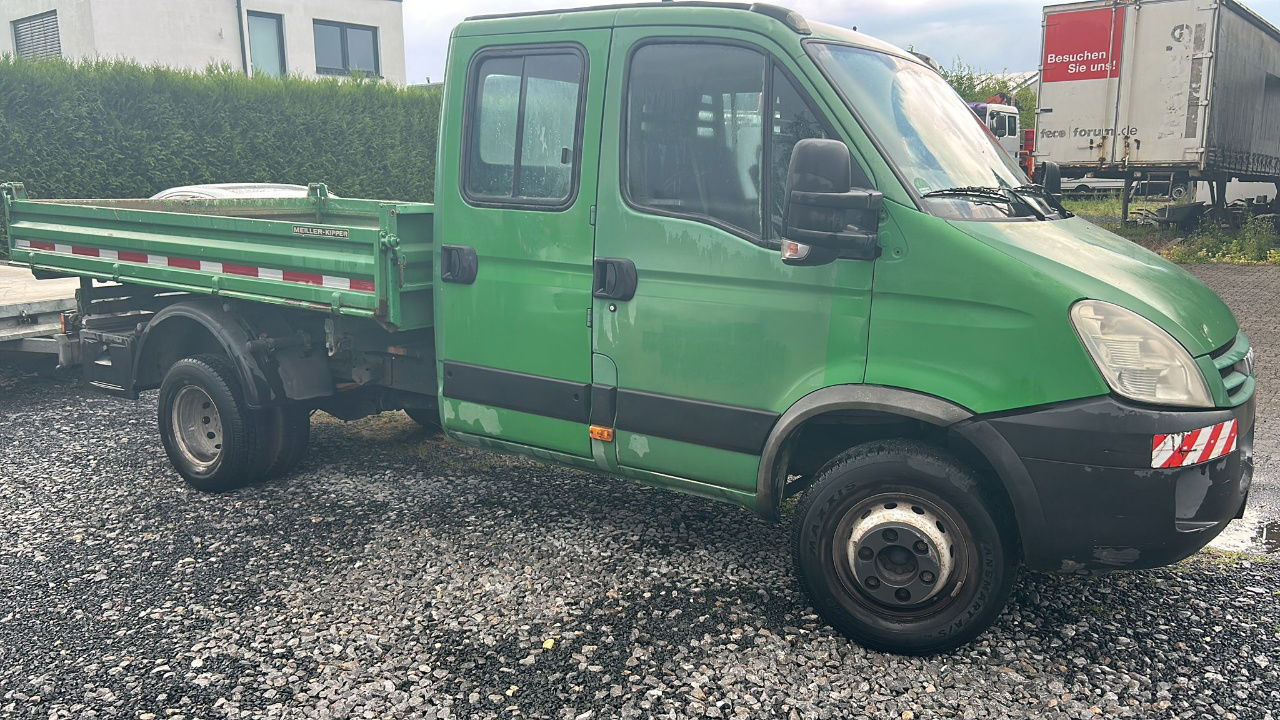 Iveco Daily 65C18K tipper - 6 seats - Furgão basculante: foto 3 Iveco Daily 65C18K tipper - 6 seats - Furgão basculante: foto 3