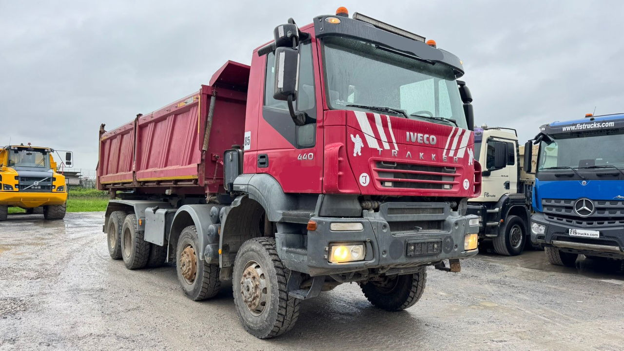 Iveco Eurotrakker AD410T44W 8X8 bordmatic tipper - spring - Caminhão basculante: foto 3 Iveco Eurotrakker AD410T44W 8X8 bordmatic tipper - spring - Caminhão basculante: foto 3