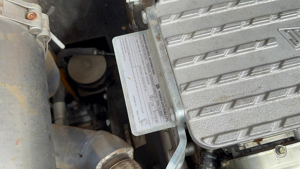 Escavadeira de rodas JCB JS175W - 2019 Year - 6640 Hours - Stabilizers: foto 13