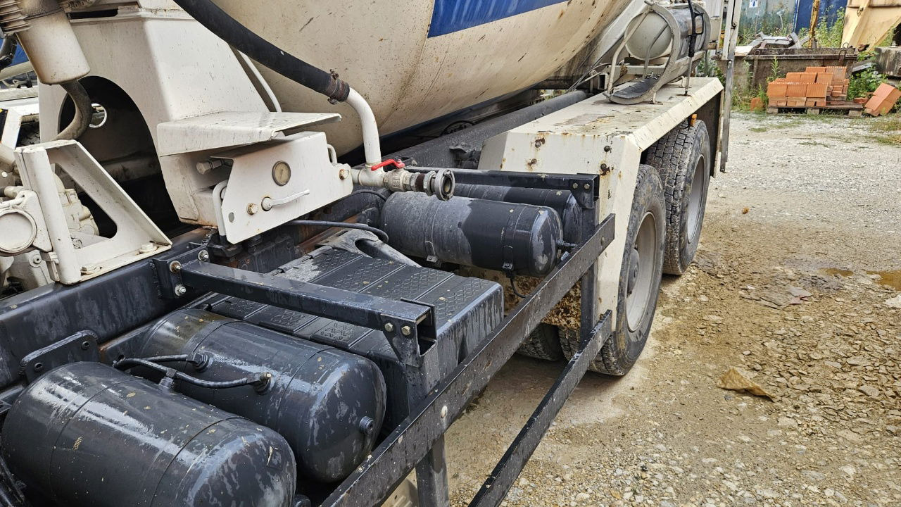 MAN FE 410A 6x4 mixer - 7m3 - euro 3 - Caminhão betoneira: foto 3 MAN FE 410A 6x4 mixer - 7m3 - euro 3 - Caminhão betoneira: foto 3