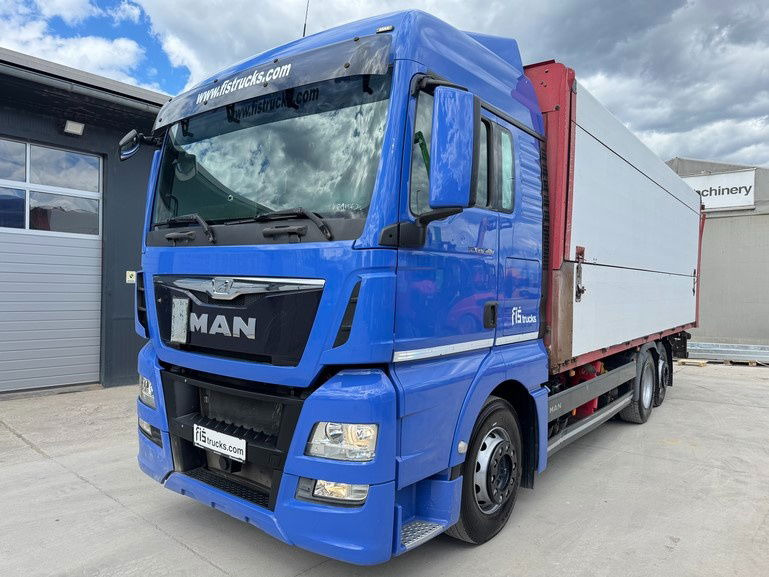 MAN TGX 26.440 6x2 box truck - retarder - lifting axle - Caminhão furgão: foto 1 MAN TGX 26.440 6x2 box truck - retarder - lifting axle - Caminhão furgão: foto 1
