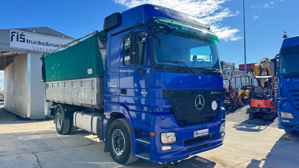 Mercedes-Benz Actros 1841 L 4x2 tipper - tarpaulin - euro 5 - Caminhão basculante: foto 3 Mercedes-Benz Actros 1841 L 4x2 tipper - tarpaulin - euro 5 - Caminhão basculante: foto 3