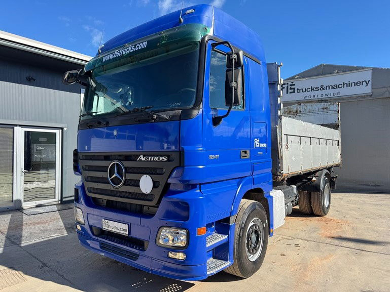 Mercedes-Benz Actros 1841 L 4x2 tipper - tarpaulin - euro 5 - Caminhão basculante: foto 1 Mercedes-Benz Actros 1841 L 4x2 tipper - tarpaulin - euro 5 - Caminhão basculante: foto 1