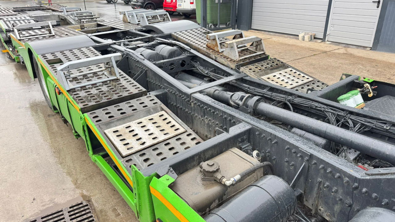 Locação de  Mercedes-Benz Actros 1846 4x2 LKW transporter + Boerner trailer Mercedes-Benz Actros 1846 4x2 LKW transporter + Boerner trailer: foto 17