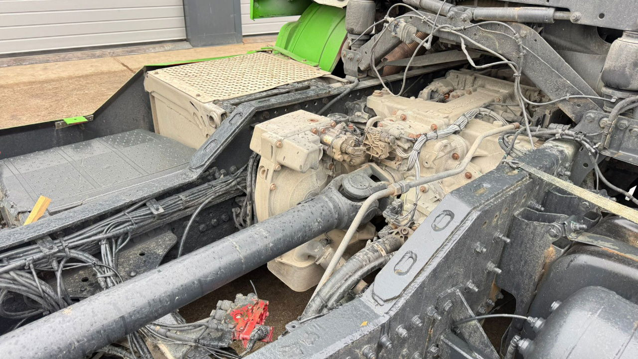 Locação de  Mercedes-Benz Actros 1846 4x2 LKW transporter + Boerner trailer Mercedes-Benz Actros 1846 4x2 LKW transporter + Boerner trailer: foto 15