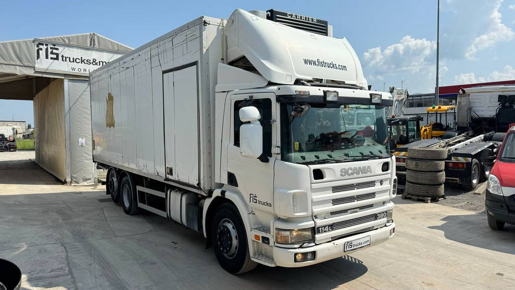 Scania R 114 6X2 carrier fridge - ramp - Caminhão frigorífico: foto 3 Scania R 114 6X2 carrier fridge - ramp - Caminhão frigorífico: foto 3