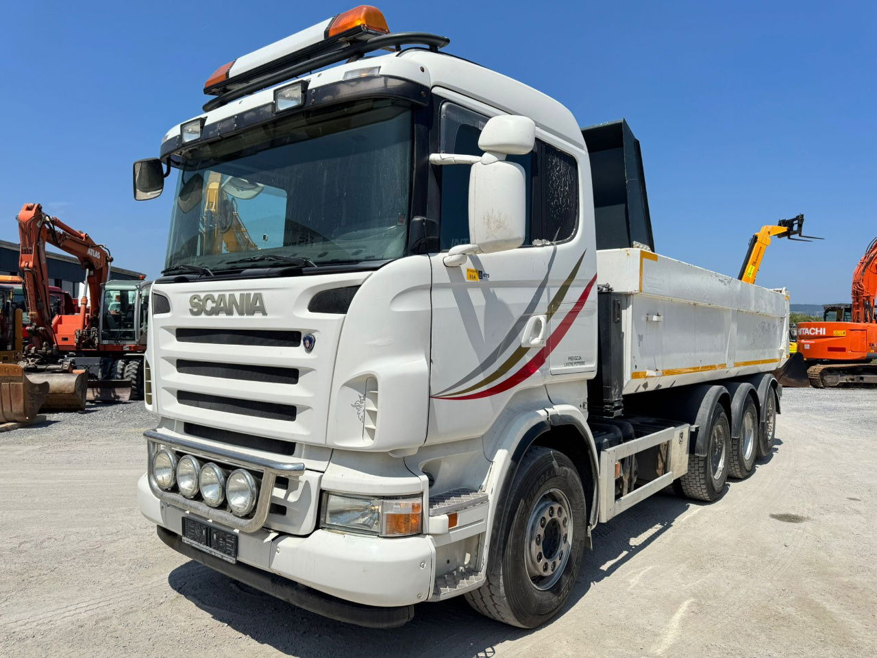 Scania R480 8x4 tipper - lifitng axle - Caminhão basculante: foto 1 Scania R480 8x4 tipper - lifitng axle - Caminhão basculante: foto 1
