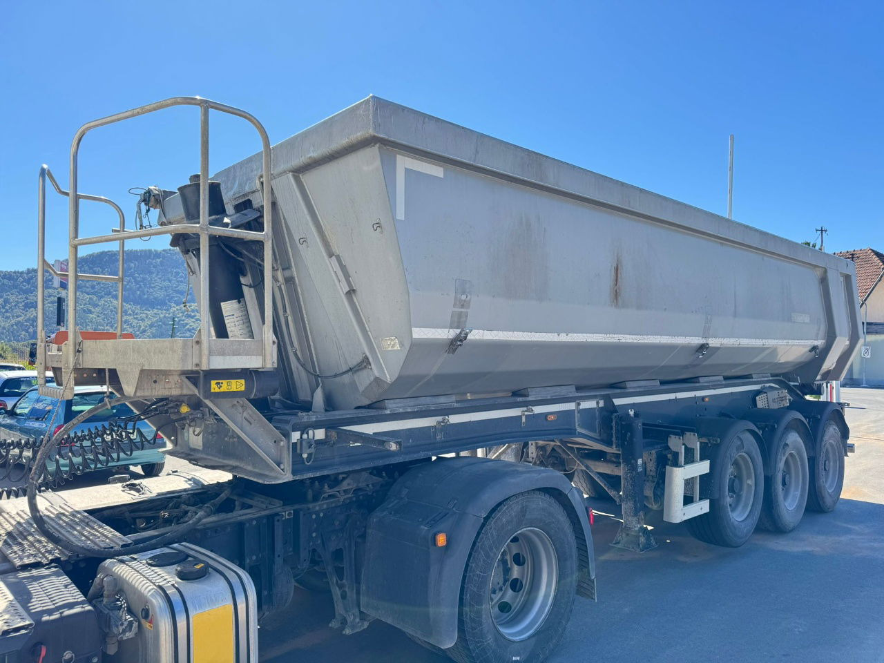 Schwarzmüller AR HKS 3 - 3-Axle Tipper Trailer - ALU - Semireboque basculante: foto 1 Schwarzmüller AR HKS 3 - 3-Axle Tipper Trailer - ALU - Semireboque basculante: foto 1