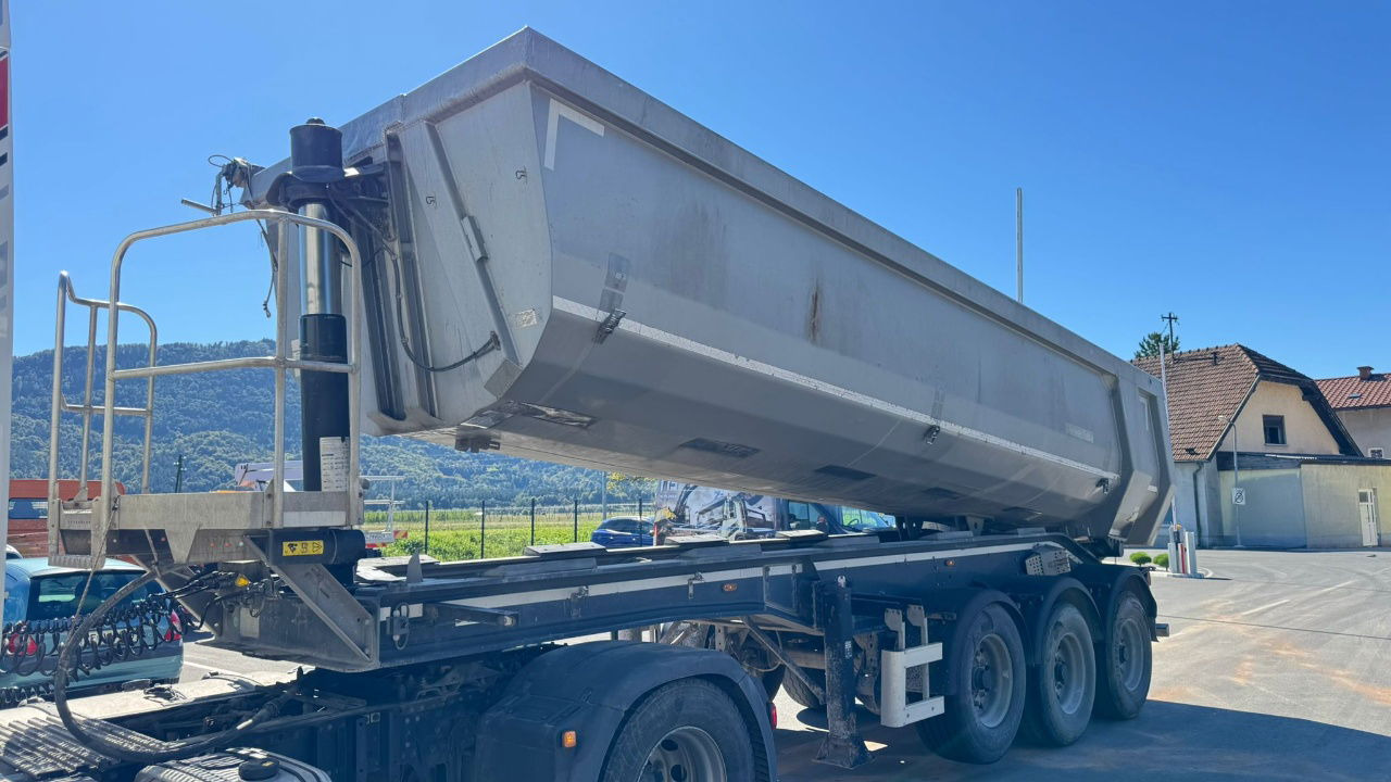 Schwarzmüller AR HKS 3 - 3-Axle Tipper Trailer - ALU - Semireboque basculante: foto 4 Schwarzmüller AR HKS 3 - 3-Axle Tipper Trailer - ALU - Semireboque basculante: foto 4