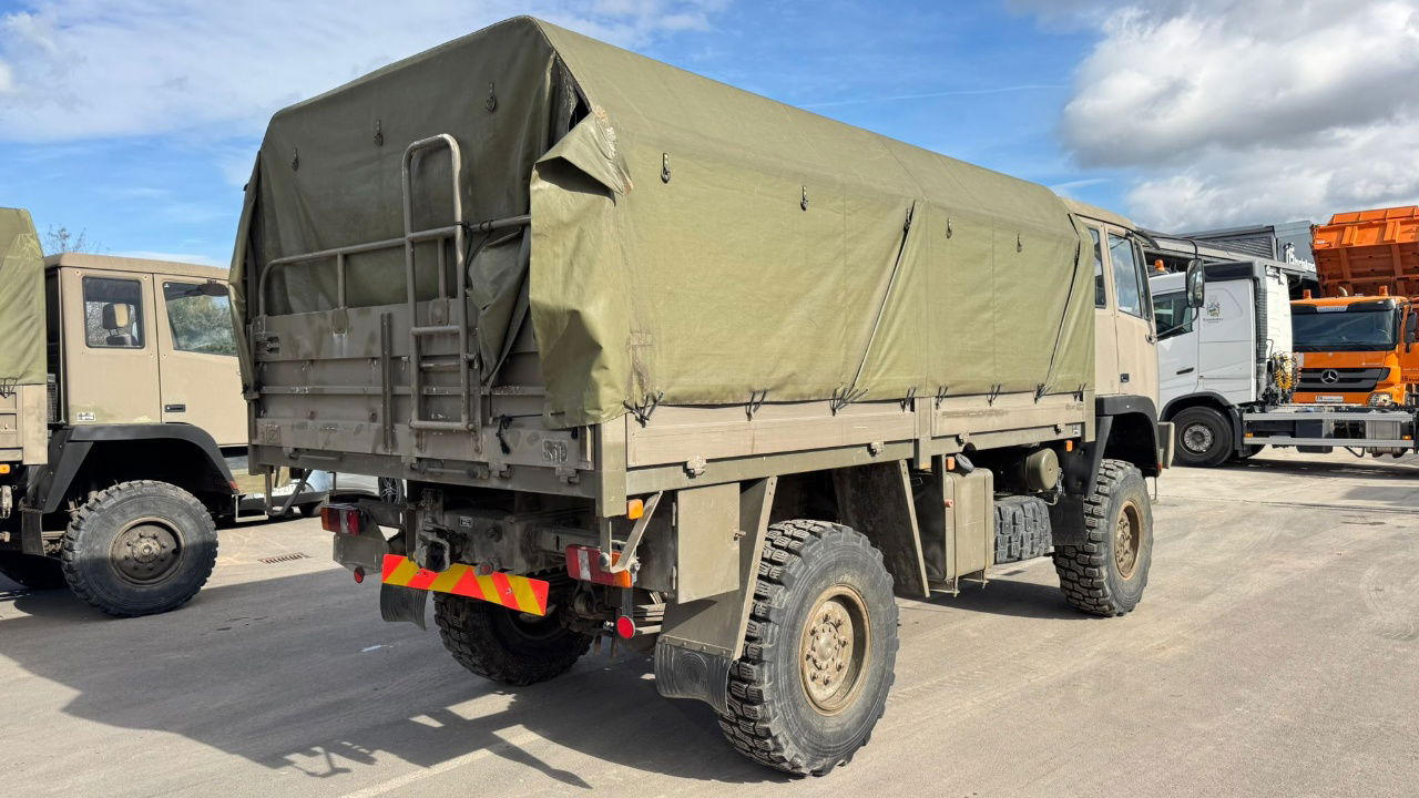 Steyr 12M18 4X4 stake body - truck - Caminhão com lona: foto 4 Steyr 12M18 4X4 stake body - truck - Caminhão com lona: foto 4