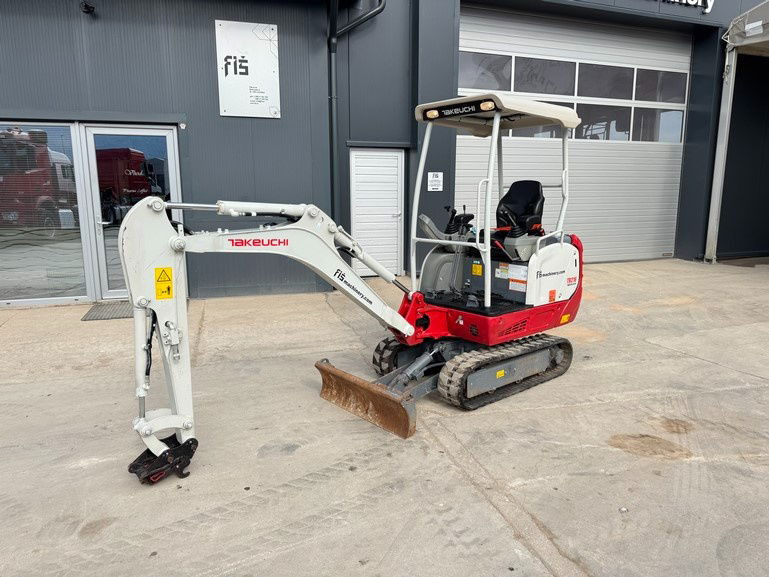 Takeuchi TB216 - 2022 Year - 765 Hours - Mini escavadeira: foto 1 Takeuchi TB216 - 2022 Year - 765 Hours - Mini escavadeira: foto 1