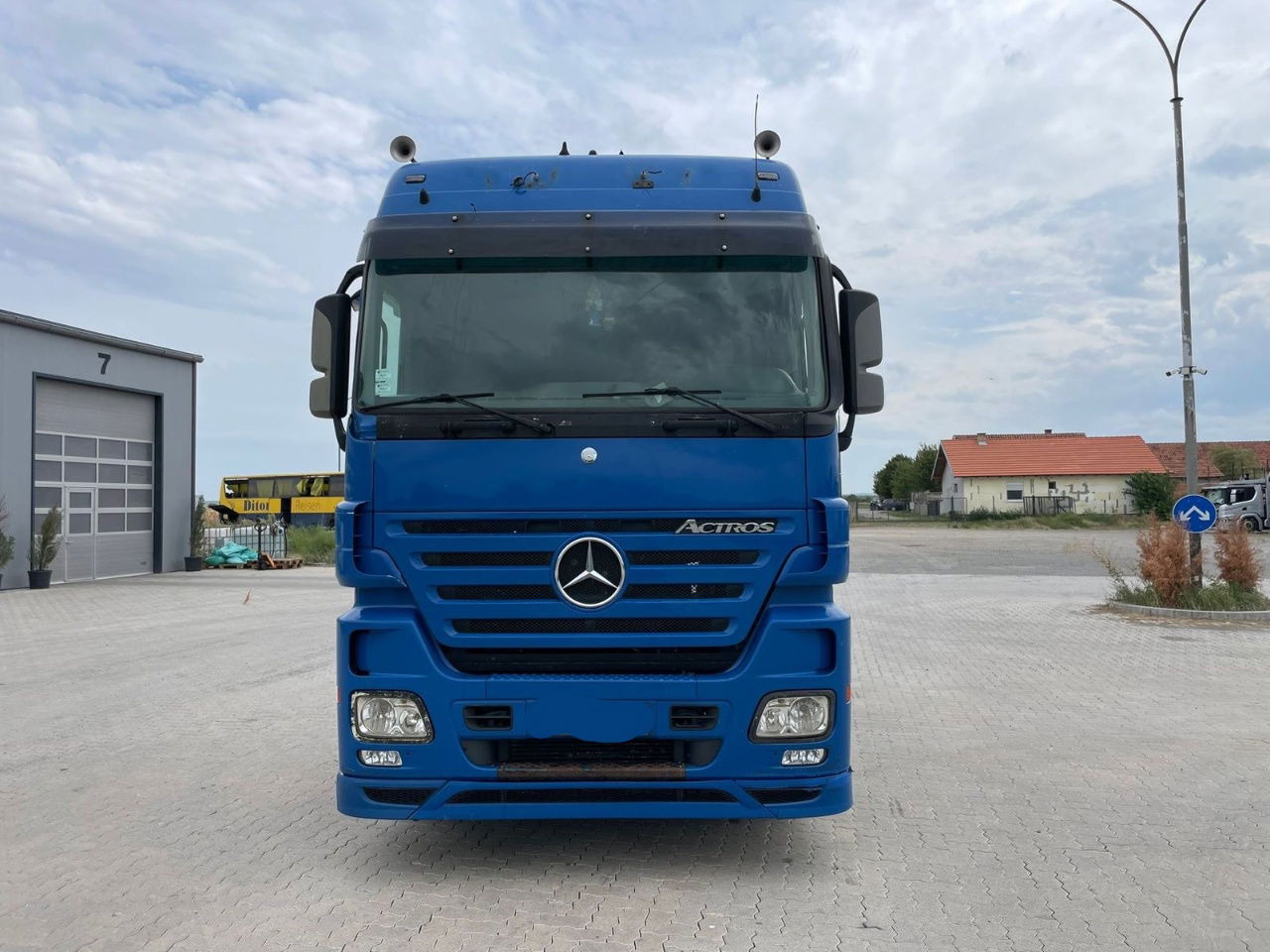 Mercedes-Benz Actros 1844 4x2 tractor unit - retarder - Tractor: foto 2 Mercedes-Benz Actros 1844 4x2 tractor unit - retarder - Tractor: foto 2