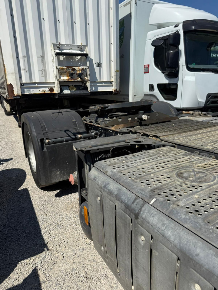 Mercedes-Benz Arocs 1851 LS HAD 4X4 - Euro 6 - retarder - tipper hydraulics - Tractor: foto 4 Mercedes-Benz Arocs 1851 LS HAD 4X4 - Euro 6 - retarder - tipper hydraulics - Tractor: foto 4