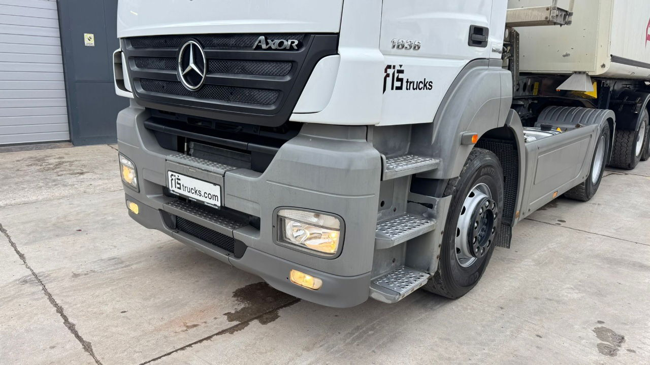 Mercedes-Benz Axor 1836 4x2 tipper hydraulics - Tractor: foto 2 Mercedes-Benz Axor 1836 4x2 tipper hydraulics - Tractor: foto 2