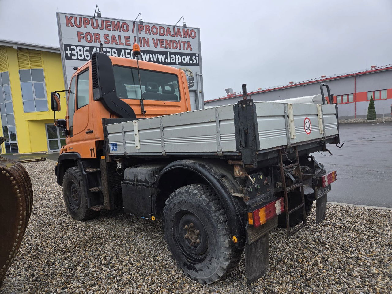 Unimog U300 4x4 - tipper - Caminhão basculante: foto 5 Unimog U300 4x4 - tipper - Caminhão basculante: foto 5
