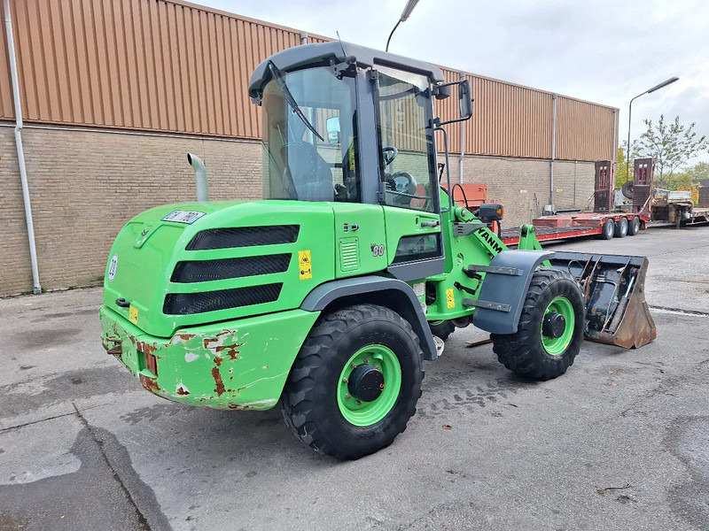 Yanmar V80 - Mini carregadeira de esteiras: foto 4 Yanmar V80 - Mini carregadeira de esteiras: foto 4