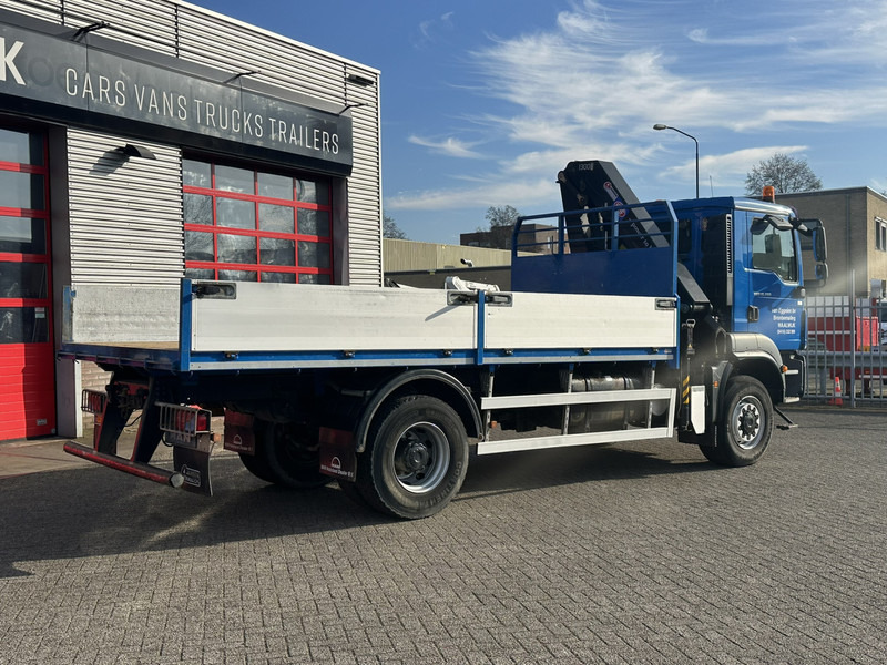 MAN TGM 18-290 4x4 Kraan met Open laadbak HMF Kraan 13 T - Caminhão grua: foto 4 MAN TGM 18-290 4x4 Kraan met Open laadbak HMF Kraan 13 T - Caminhão grua: foto 4