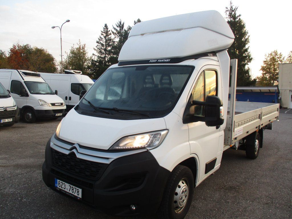 Citroën Jumper 2,0 BlueHDi Citroën Jumper 2,0 BlueHDi - Furgão caixa aberta: foto 1 Citroën Jumper 2,0 BlueHDi Citroën Jumper 2,0 BlueHDi - Furgão caixa aberta: foto 1