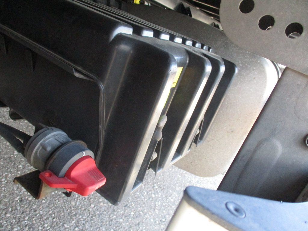 Caminhão furgão DAF LF 18.290: foto 6