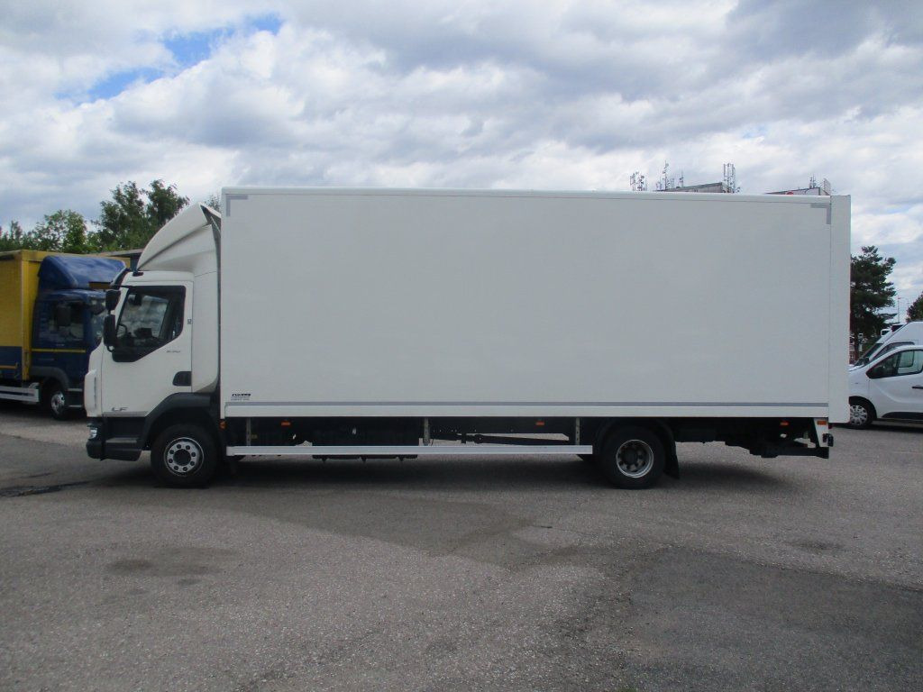 DAF LF 230 Dhollandia 2T - Caminhão furgão: foto 4 DAF LF 230 Dhollandia 2T - Caminhão furgão: foto 4