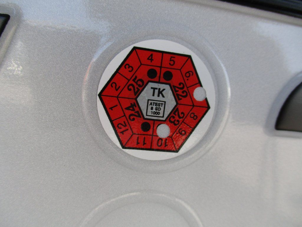 Caminhão furgão DAF LF 230: foto 11