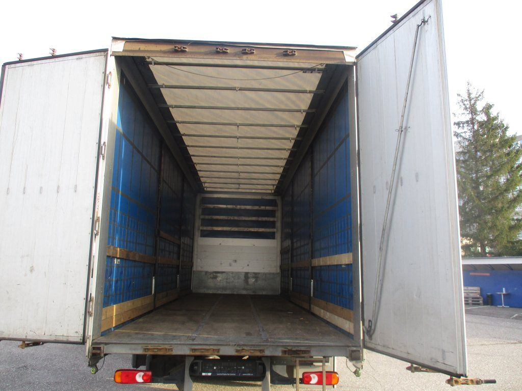 DAF LF 290 FA - Camião de caixa aberta/ Plataforma: foto 3 DAF LF 290 FA - Camião de caixa aberta/ Plataforma: foto 3