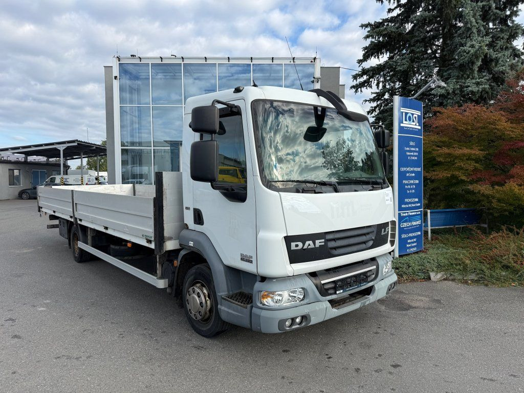 DAF LF45.220 EURO 5 - Camião de caixa aberta/ Plataforma: foto 2 DAF LF45.220 EURO 5 - Camião de caixa aberta/ Plataforma: foto 2