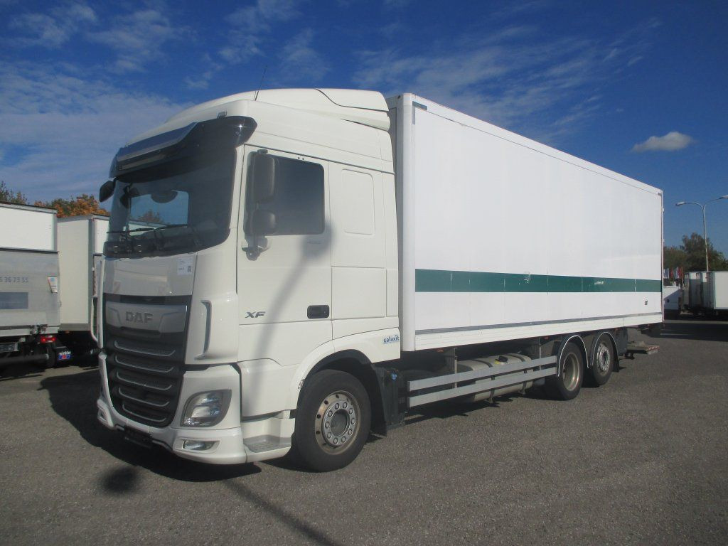 DAF XF 480, 6x2, - Caminhão furgão: foto 1 DAF XF 480, 6x2, - Caminhão furgão: foto 1