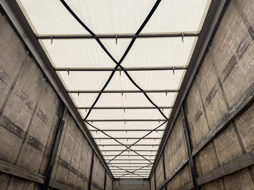 Semi-reboque de lona Fliegl MEGA/lowdeck 2xAchsen: foto 12 Semi-reboque de lona Fliegl MEGA/lowdeck 2xAchsen: foto 12