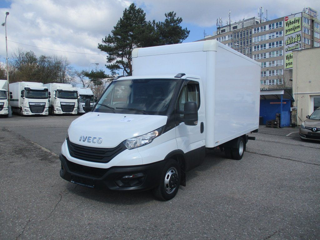 Iveco 35C16 Daily,2.3L Palfinger - Carrinha de contentor: foto 1 Iveco 35C16 Daily,2.3L Palfinger - Carrinha de contentor: foto 1