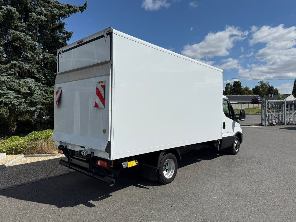 Iveco 35C16 Daily - Carrinha de contentor: foto 2 Iveco 35C16 Daily - Carrinha de contentor: foto 2