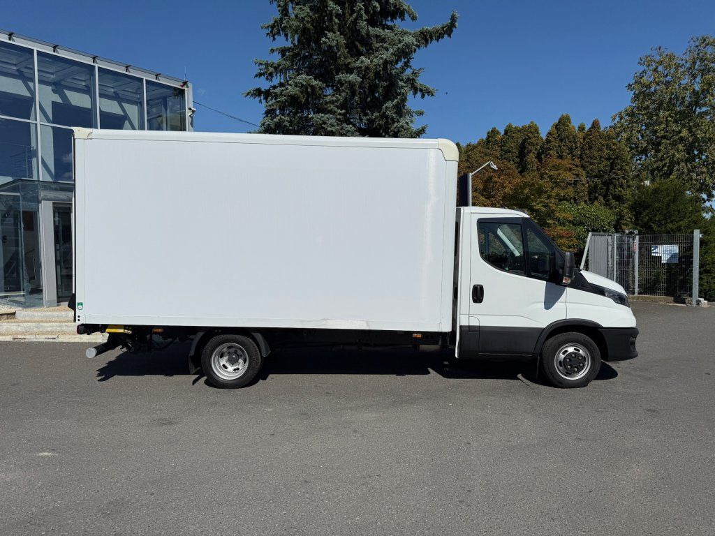 Iveco 35C16 Daily - Carrinha de contentor: foto 3 Iveco 35C16 Daily - Carrinha de contentor: foto 3
