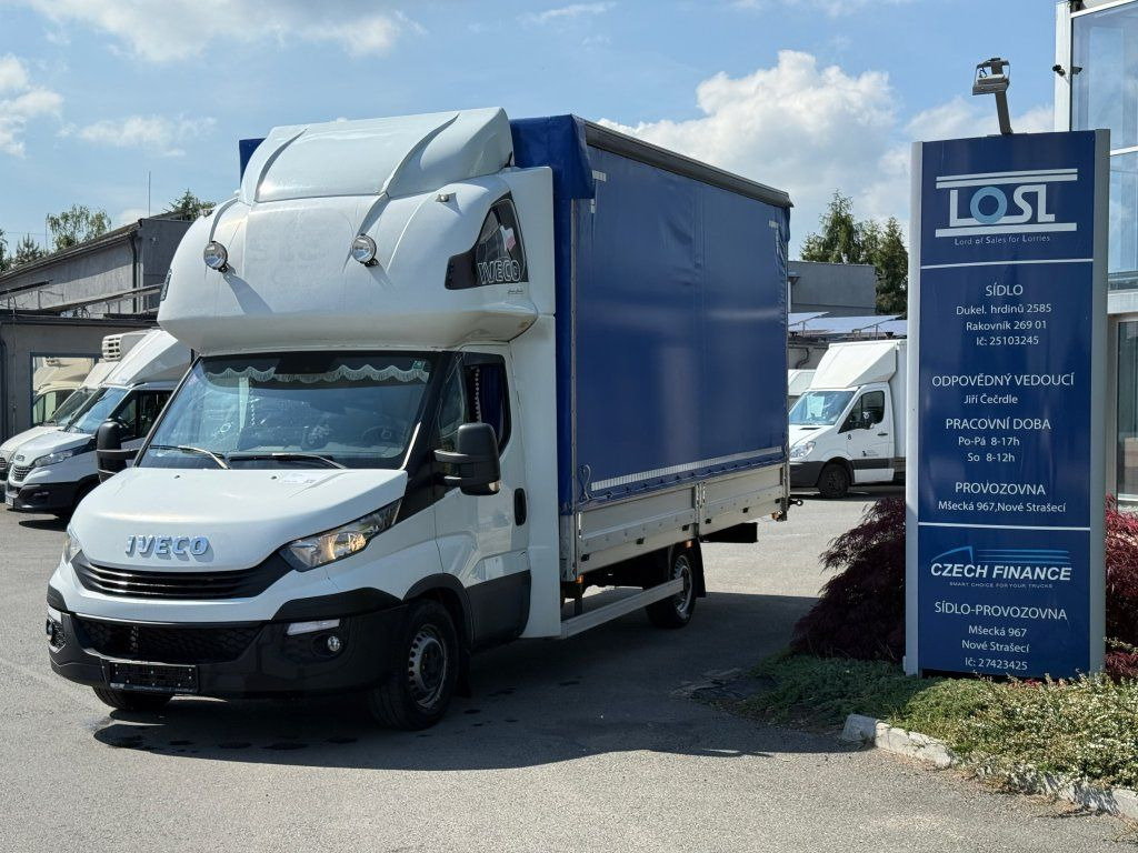 Iveco 35S18 Daily - Furgão de toldo: foto 1 Iveco 35S18 Daily - Furgão de toldo: foto 1