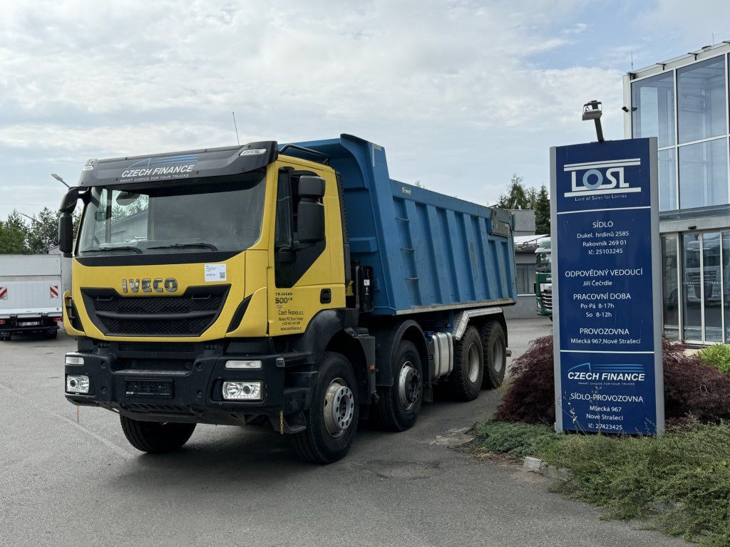 Iveco 410T50 8x4 S1 EURO 6 - Caminhão basculante: foto 3 Iveco 410T50 8x4 S1 EURO 6 - Caminhão basculante: foto 3