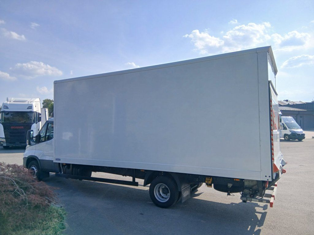 Iveco 72-210 (70C210) - Carrinha de contentor: foto 5 Iveco 72-210 (70C210) - Carrinha de contentor: foto 5
