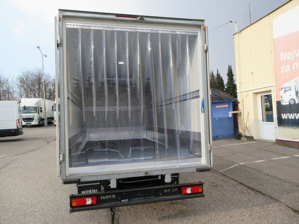 Carrinha de contentor Iveco Daily 35C16 Iveco Daily 35C16: foto 9