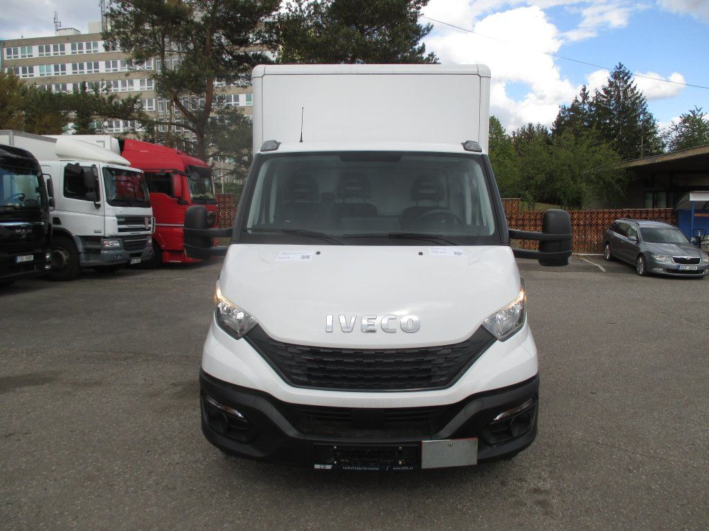 Iveco Daily 35C16 - Carrinha de contentor: foto 2 Iveco Daily 35C16 - Carrinha de contentor: foto 2