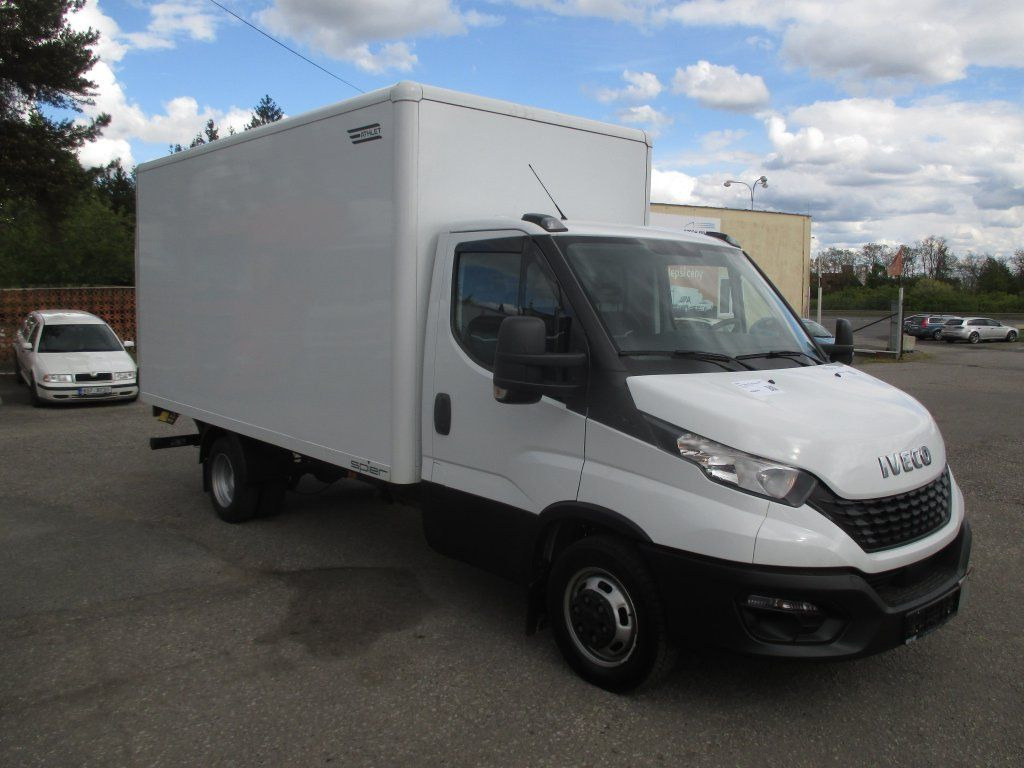 Iveco Daily 35C16 - Carrinha de contentor: foto 3 Iveco Daily 35C16 - Carrinha de contentor: foto 3
