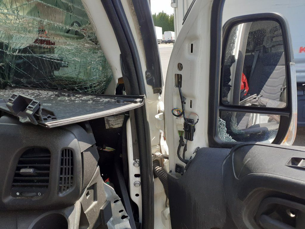 Furgão Iveco Daily 35S16 maxi Damaged: foto 18