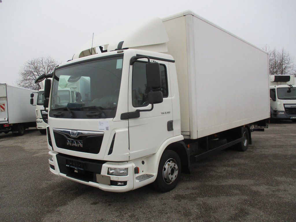 MAN TGL 7.180 - Carrinha de contentor: foto 1 MAN TGL 7.180 - Carrinha de contentor: foto 1