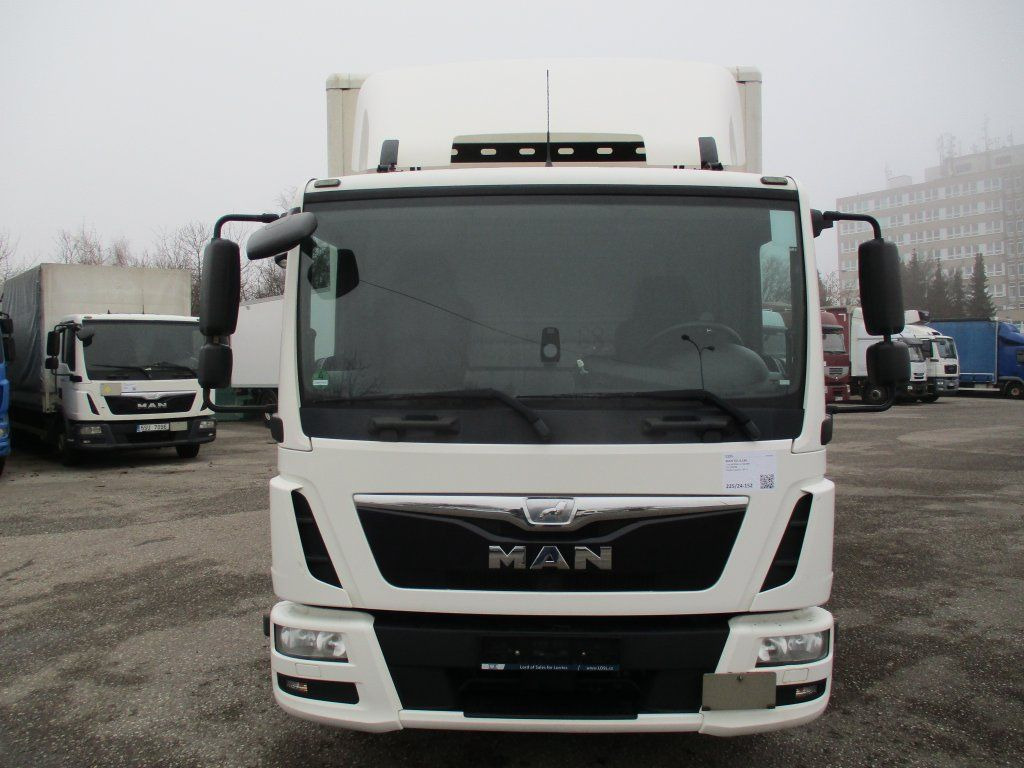 MAN TGL 7.180 - Carrinha de contentor: foto 2 MAN TGL 7.180 - Carrinha de contentor: foto 2