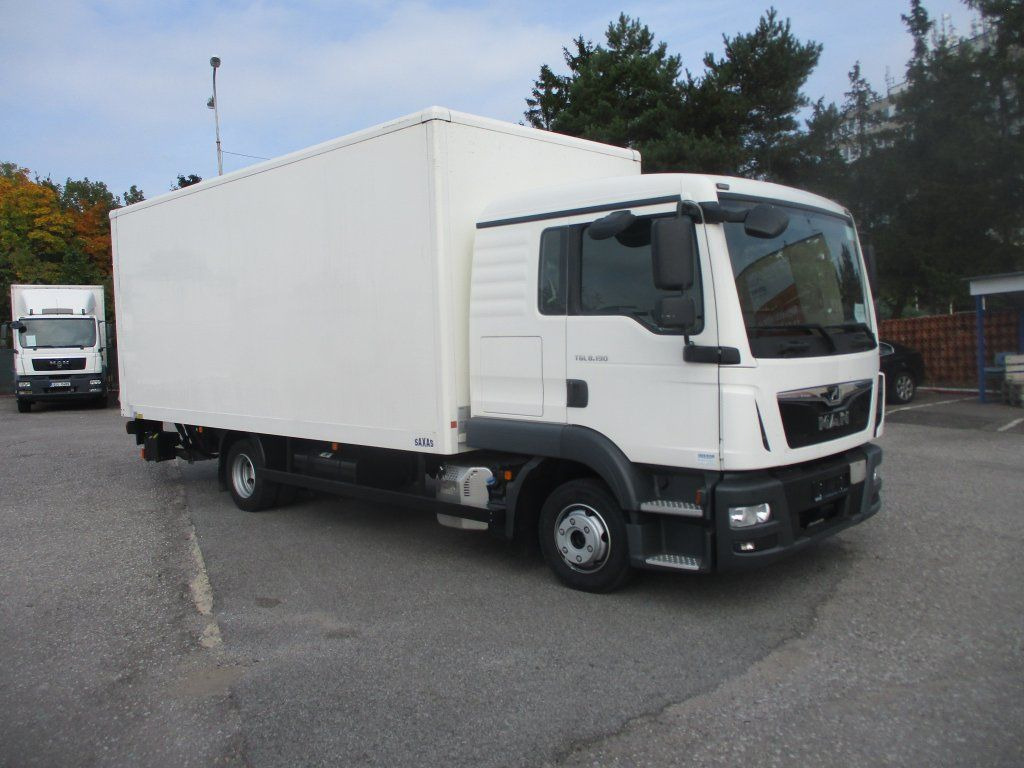 MAN TGL 8.190 - Carrinha de contentor: foto 1 MAN TGL 8.190 - Carrinha de contentor: foto 1